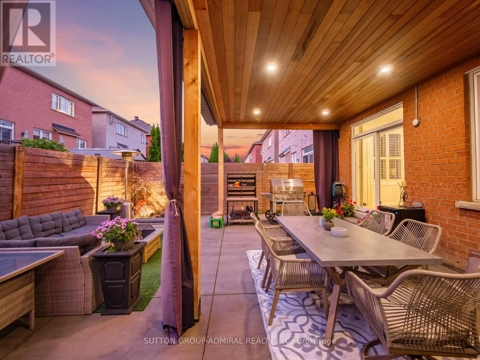 4 HAYWOOD DRIVE