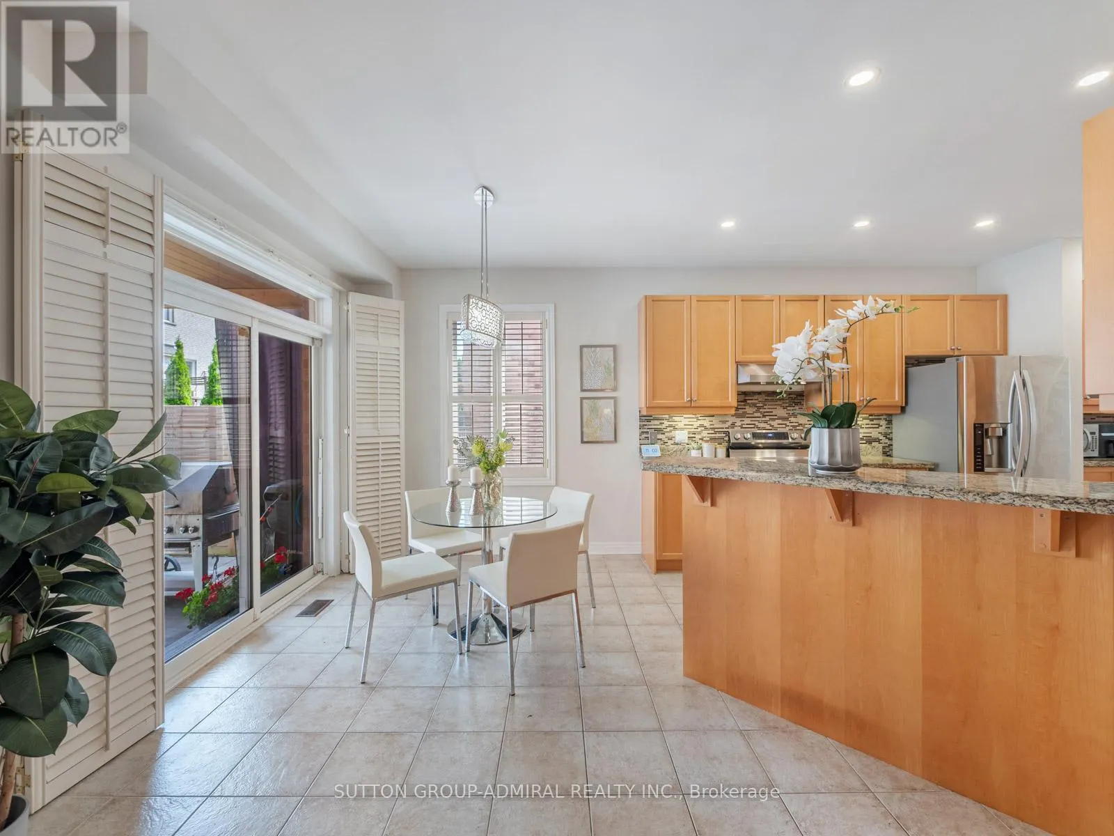 4 HAYWOOD DRIVE