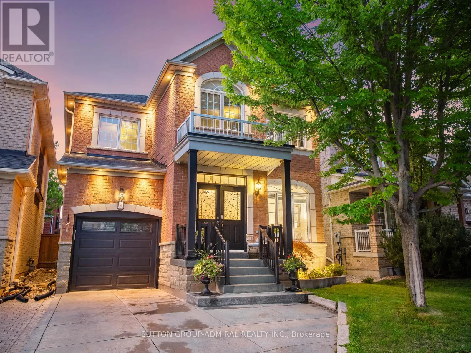 4 HAYWOOD DRIVE