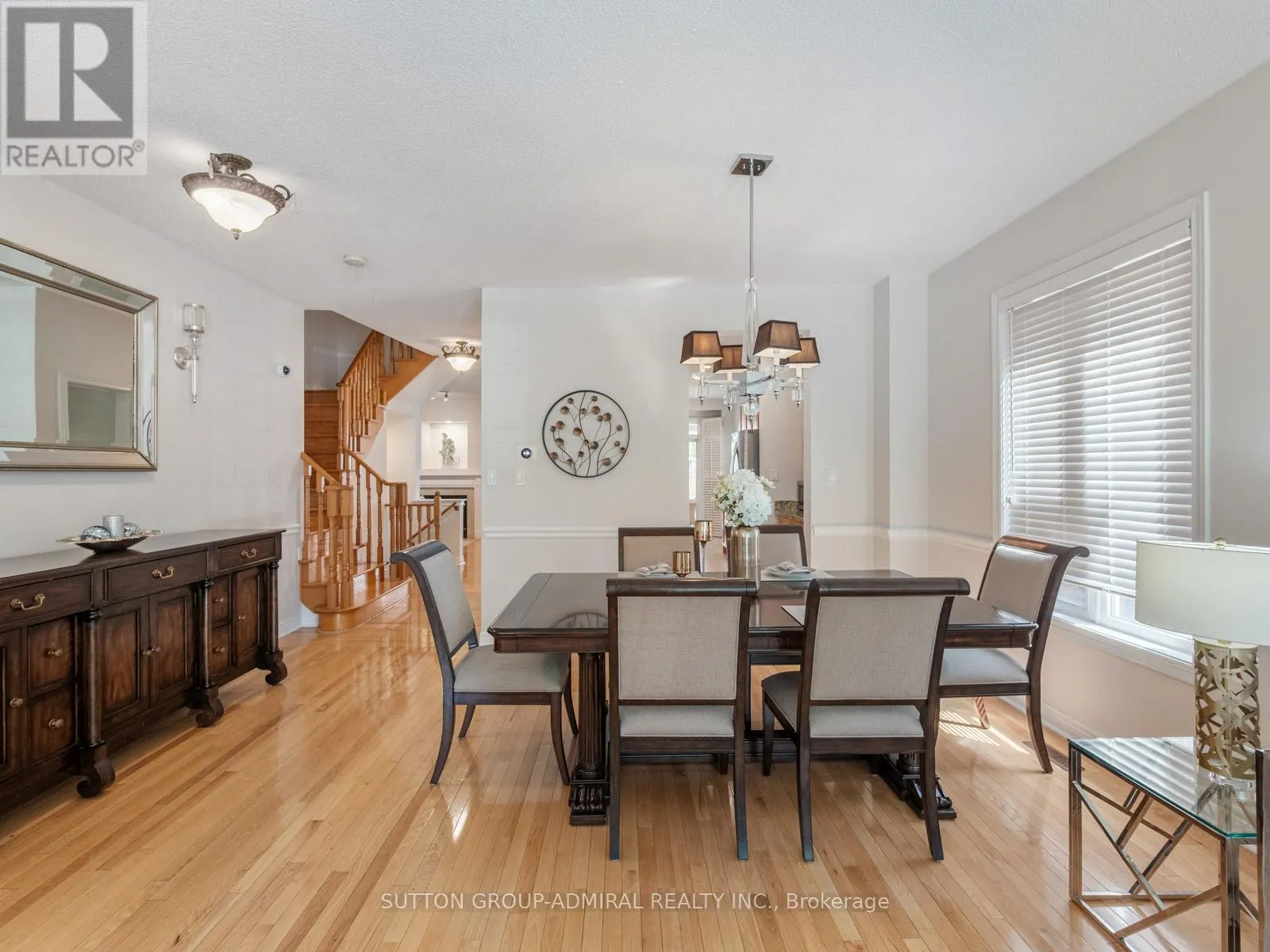 4 HAYWOOD DRIVE