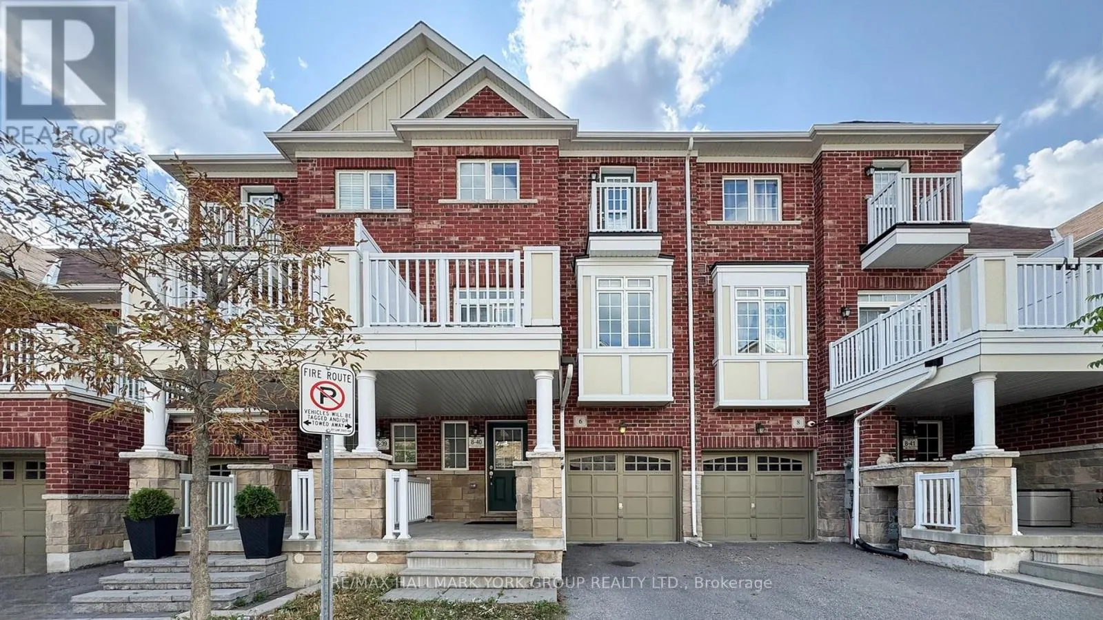 6 ROY GROVE WAY