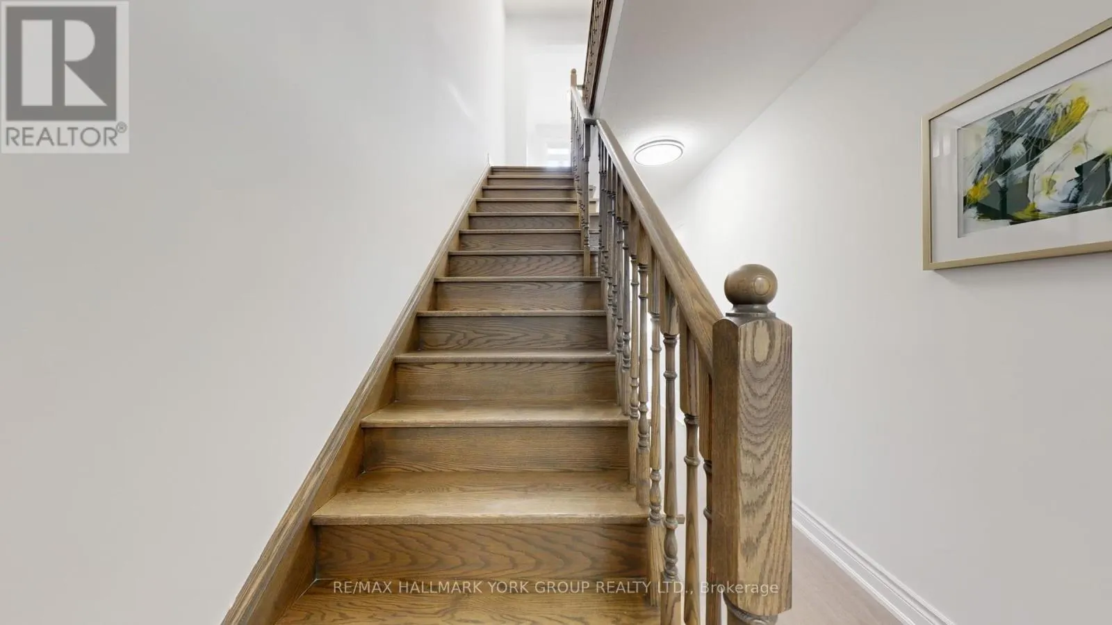 6 ROY GROVE WAY