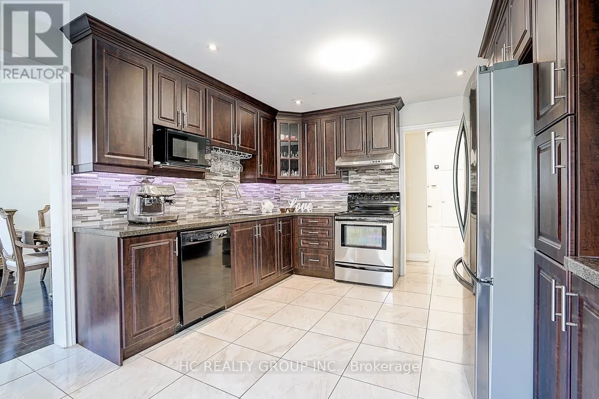 19 DELANCEY CRESCENT