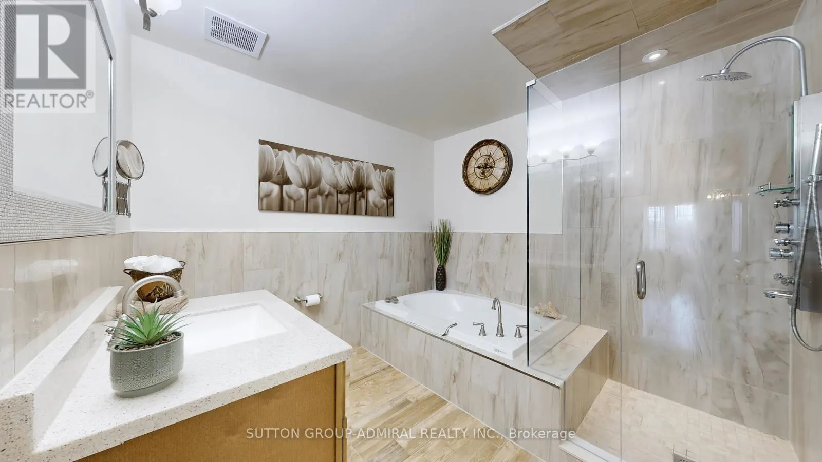 7 ROCKVIEW GARDENS