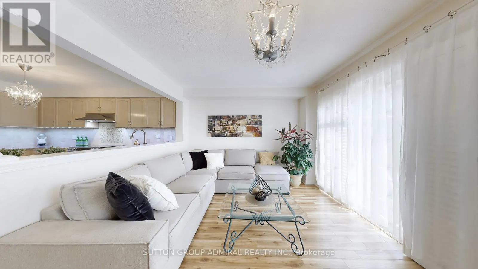 7 ROCKVIEW GARDENS