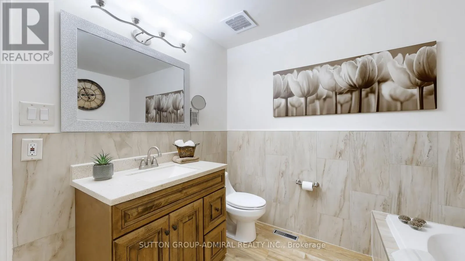 7 ROCKVIEW GARDENS