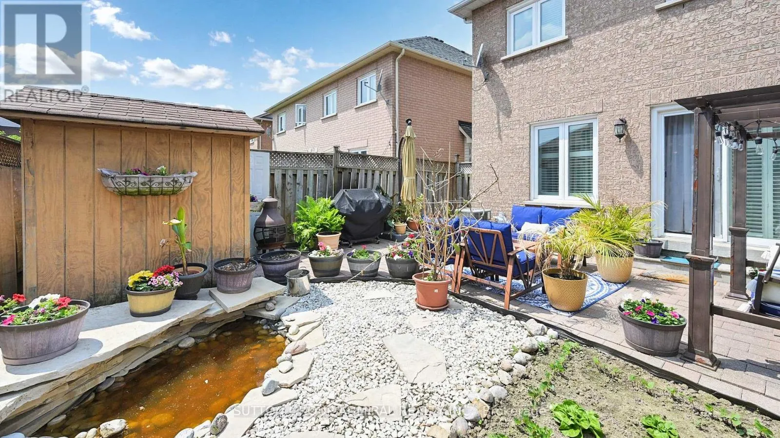 7 ROCKVIEW GARDENS