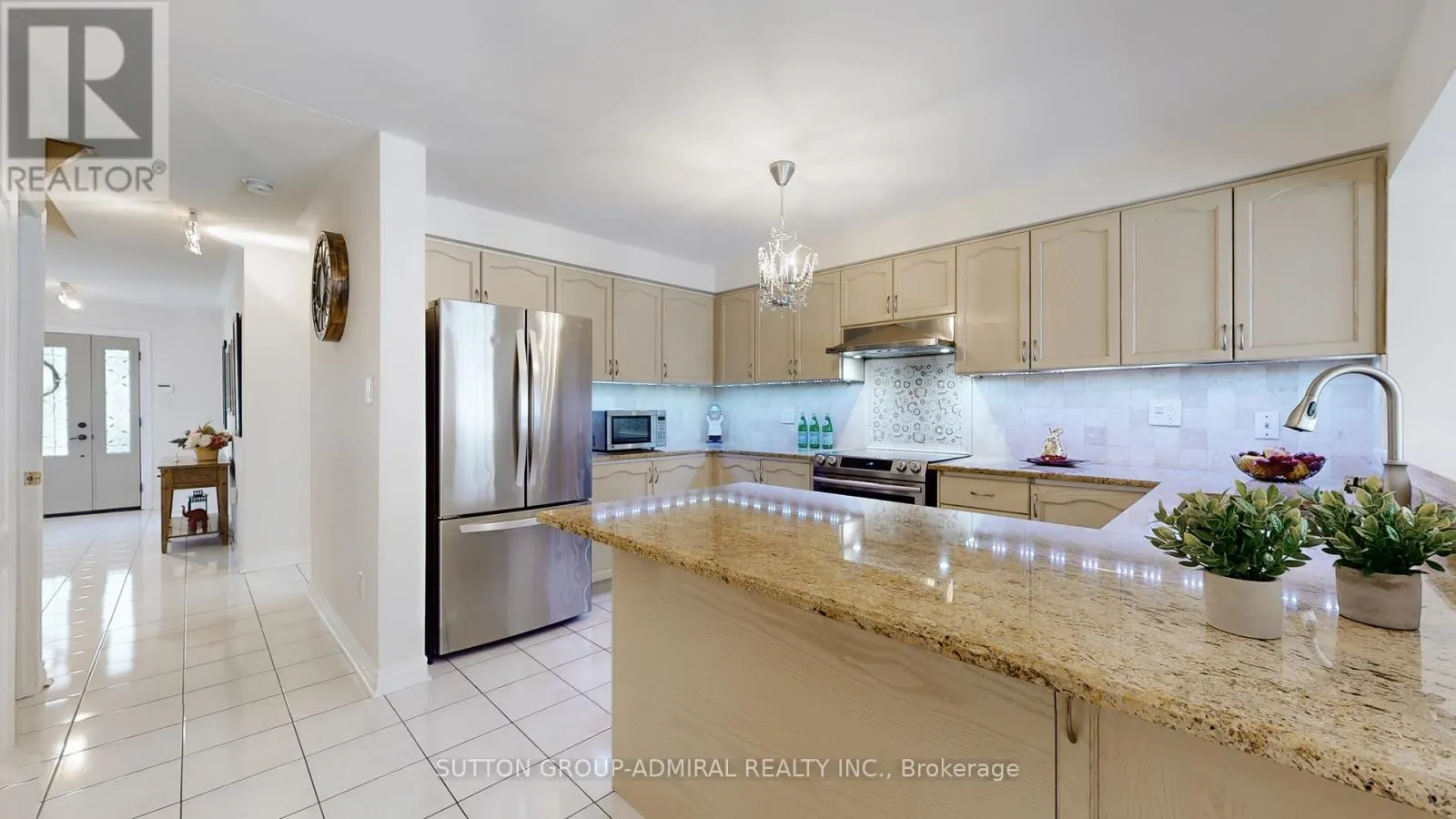 7 ROCKVIEW GARDENS