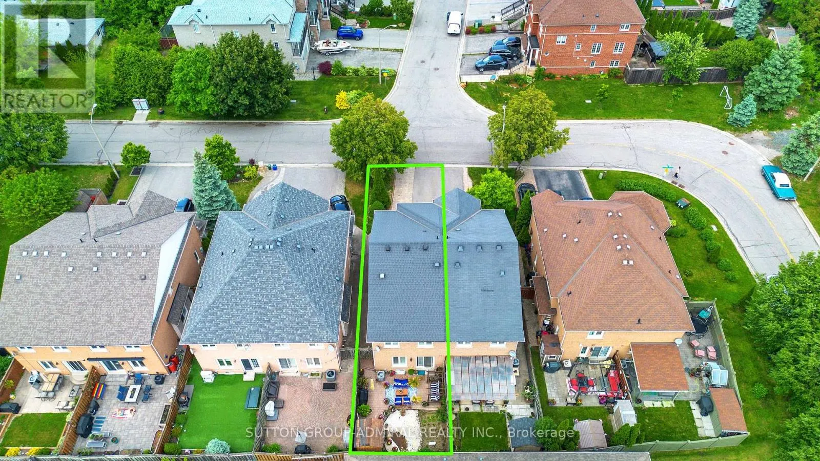 7 ROCKVIEW GARDENS