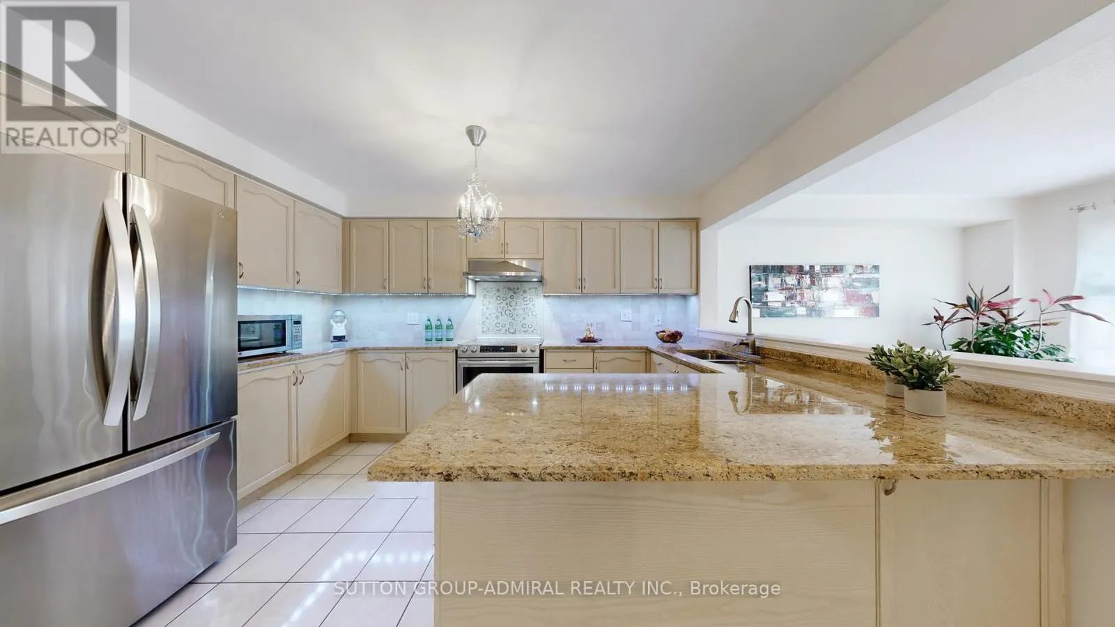 7 ROCKVIEW GARDENS