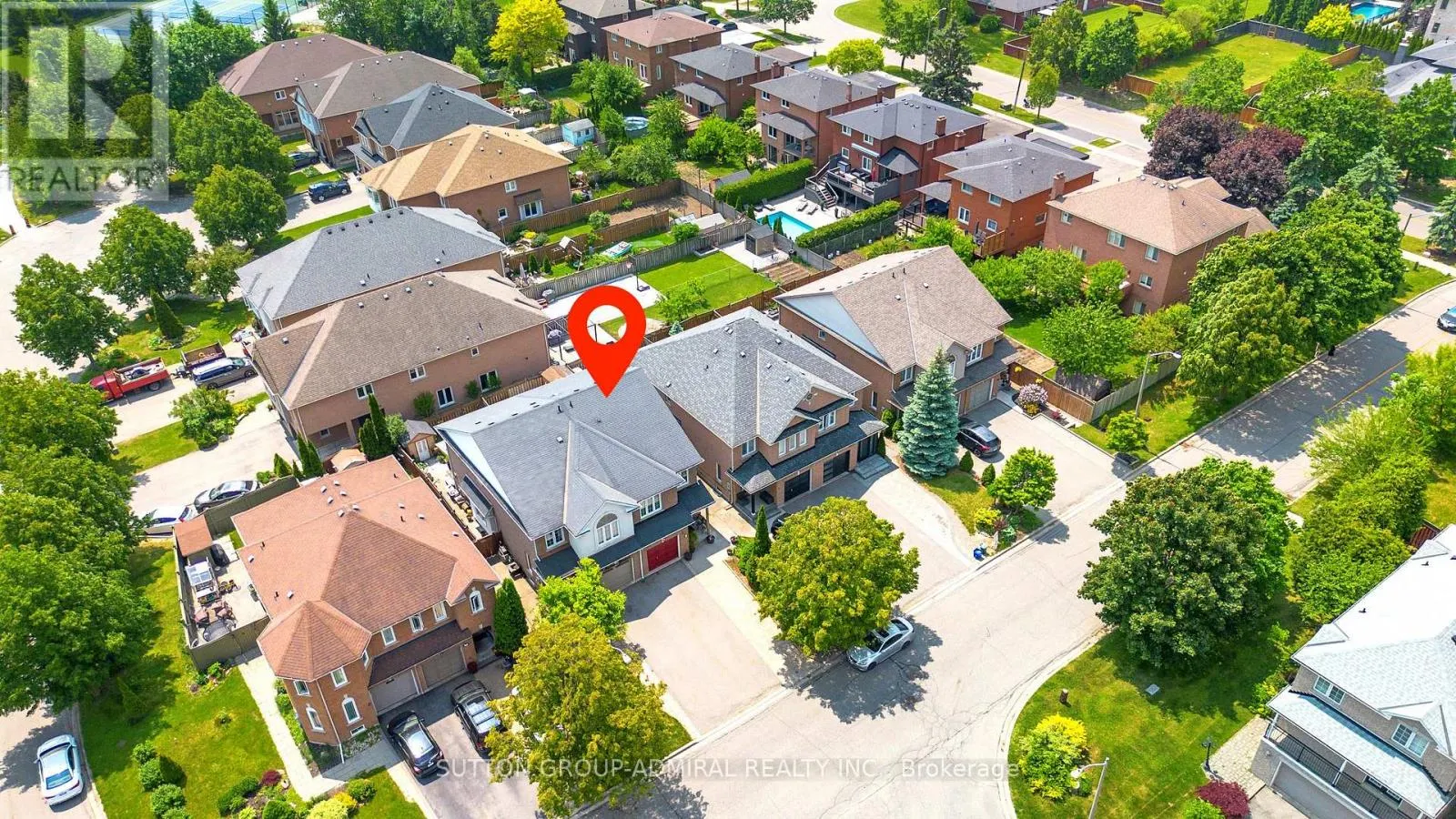7 ROCKVIEW GARDENS