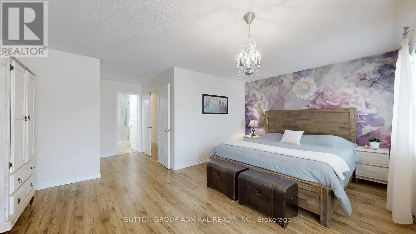 7 ROCKVIEW GARDENS