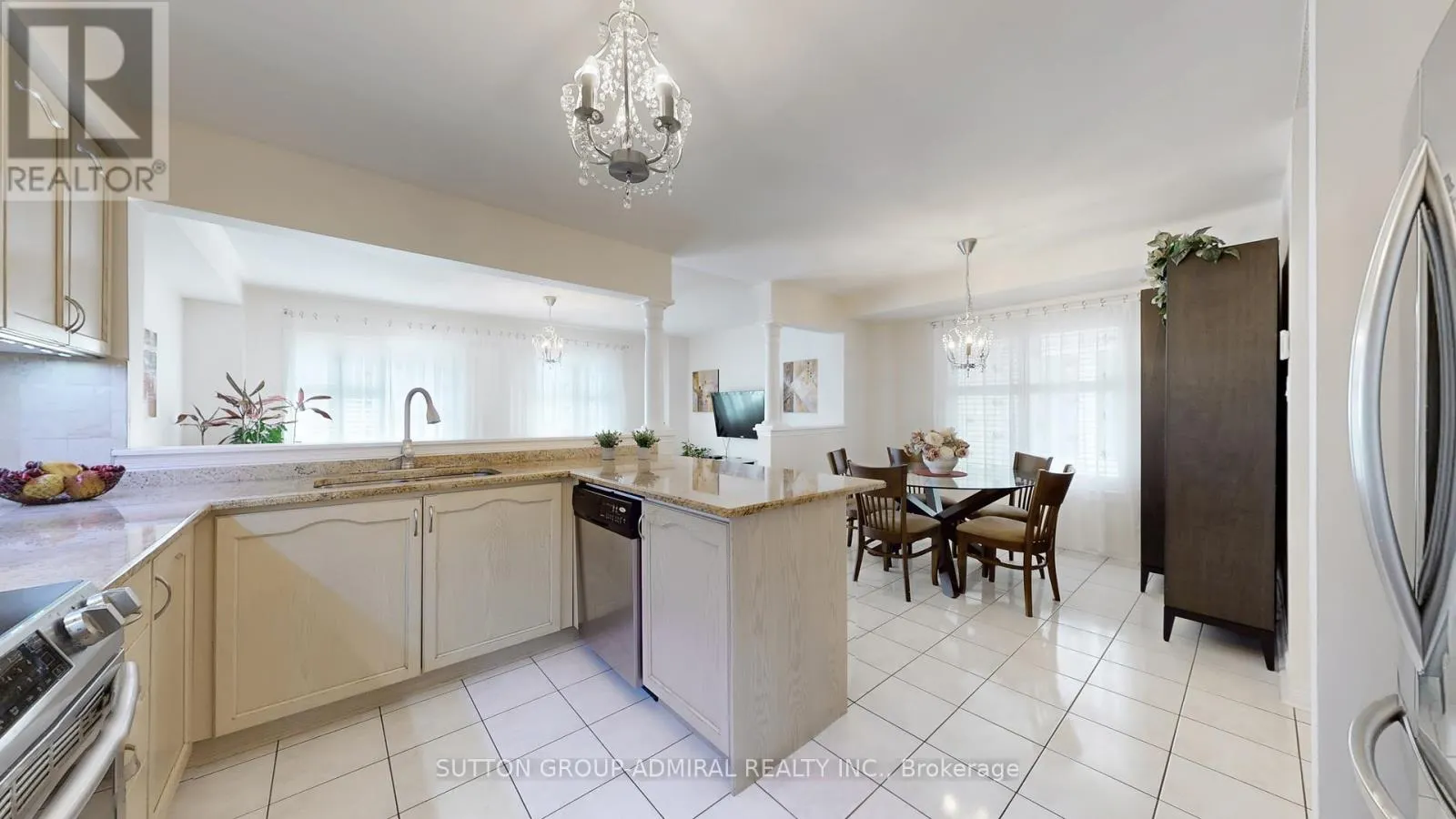 7 ROCKVIEW GARDENS