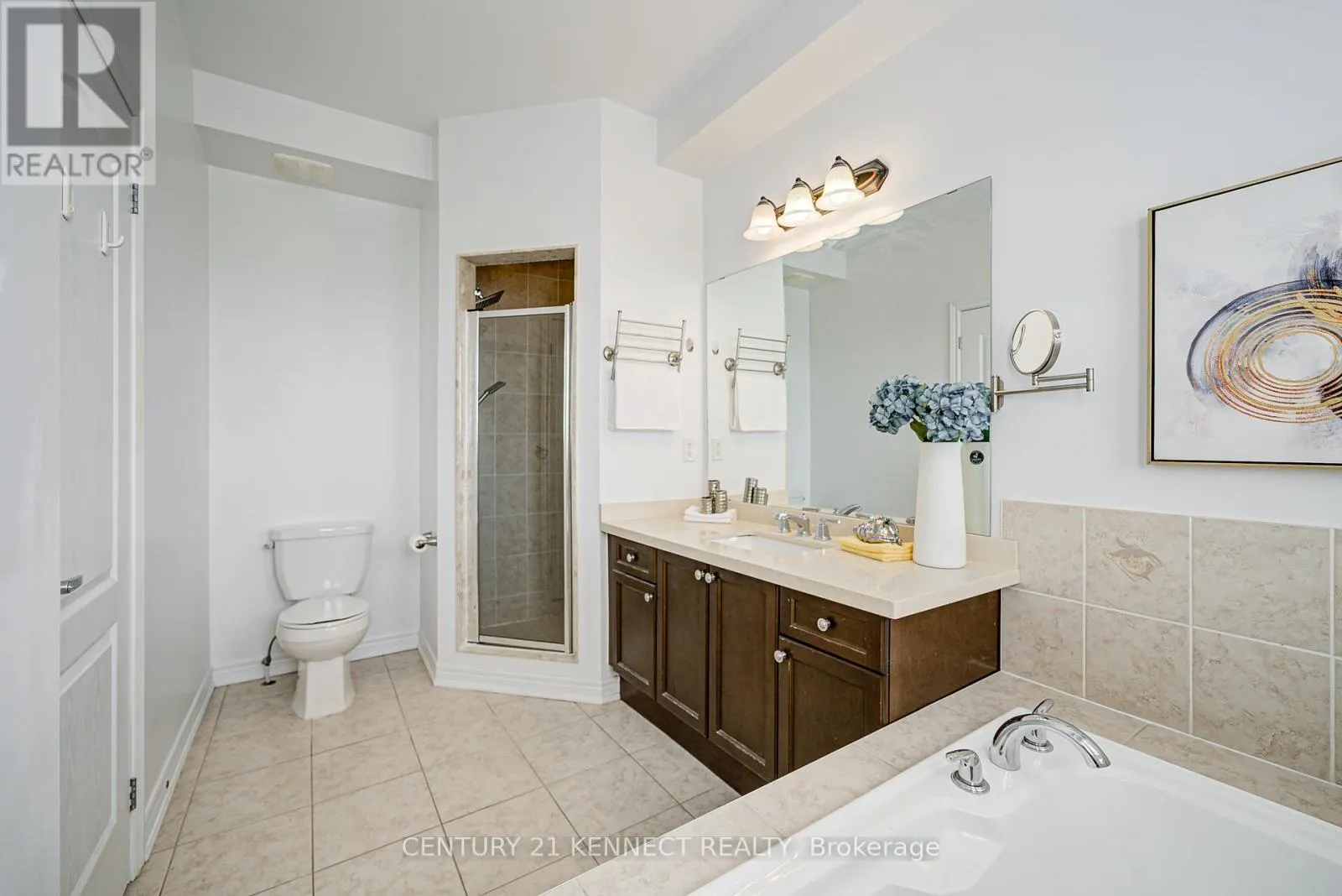 10711 WOODBINE AVENUE