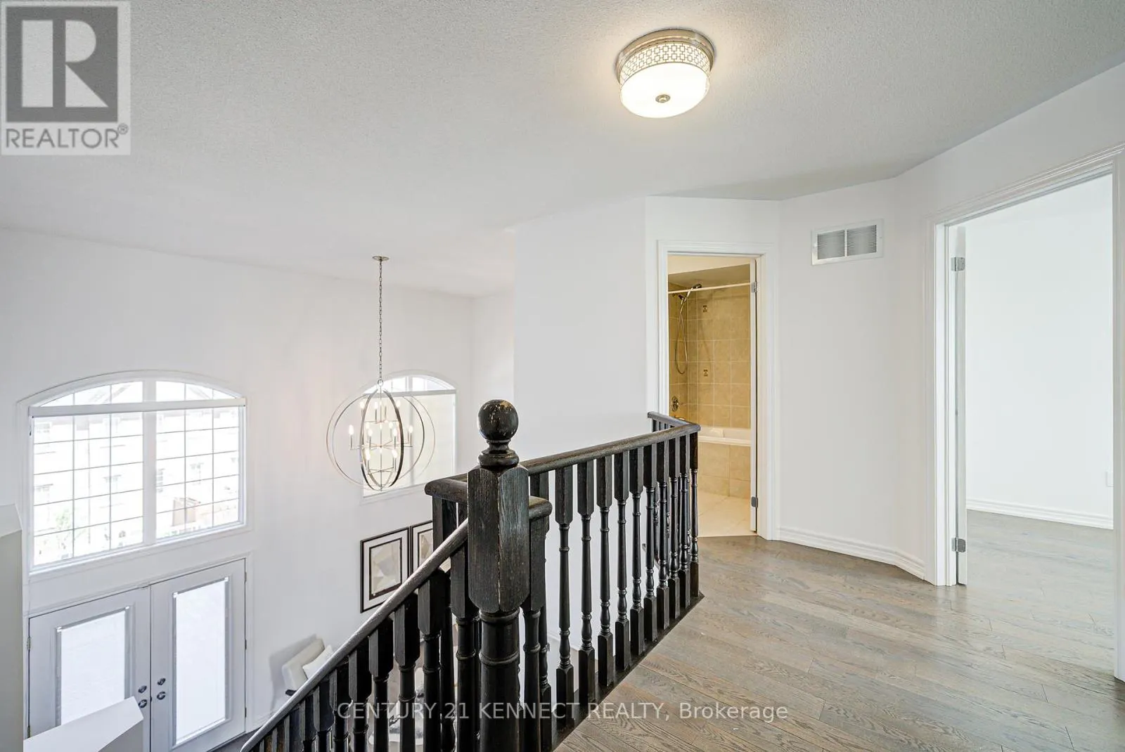 10711 WOODBINE AVENUE