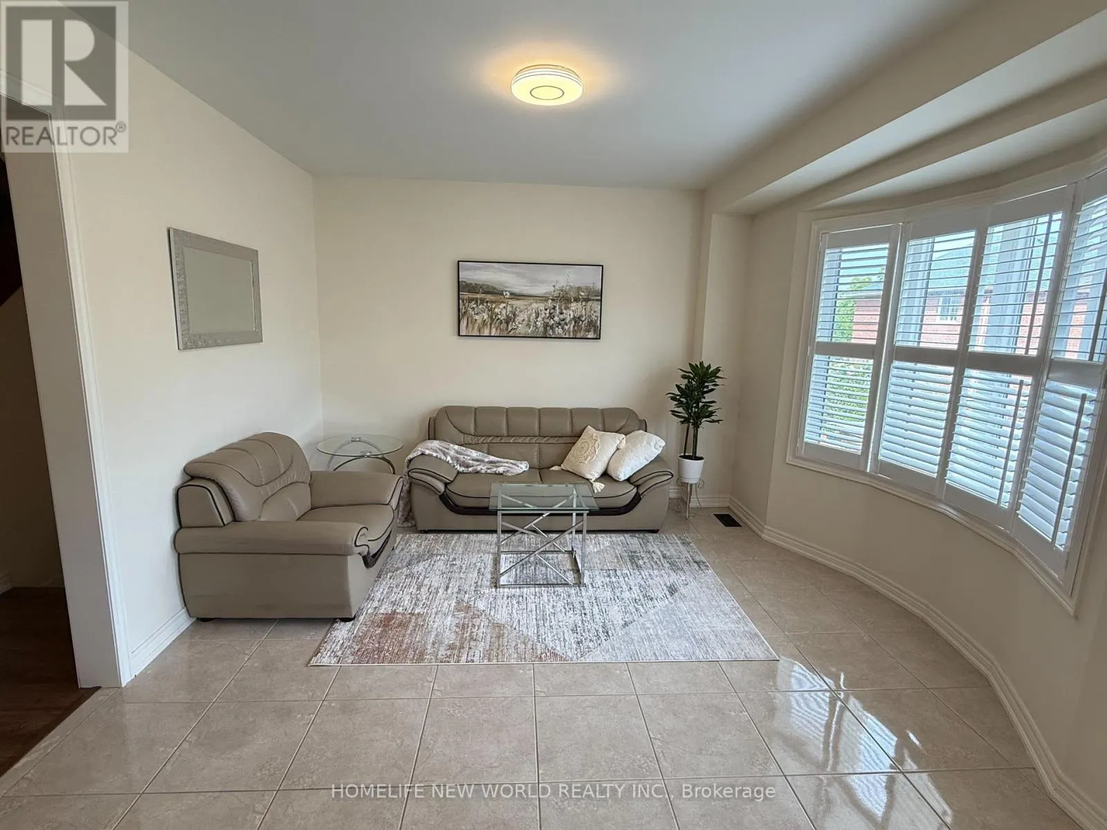 55 FREDERICK STAMM CRESCENT