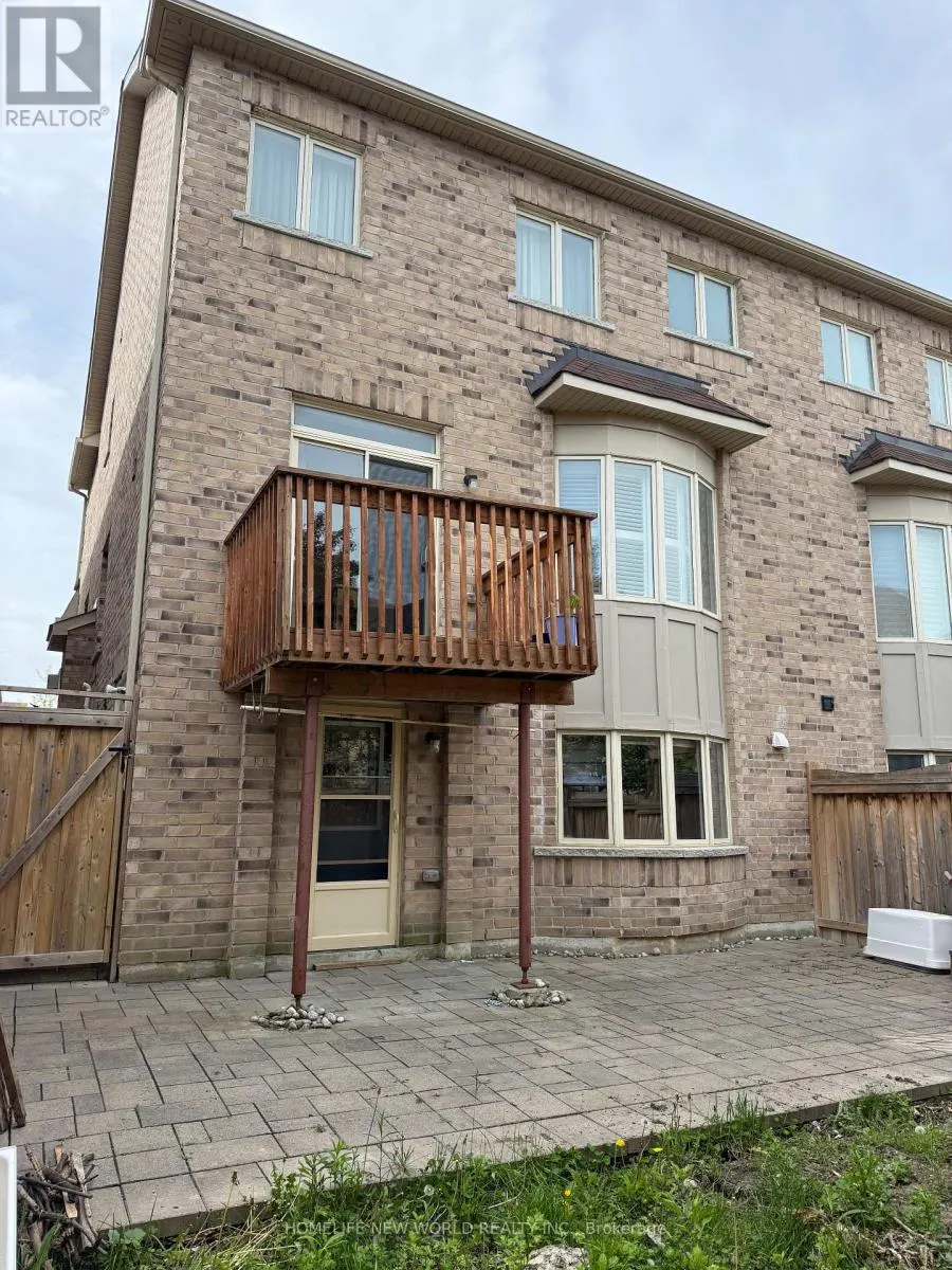 55 FREDERICK STAMM CRESCENT