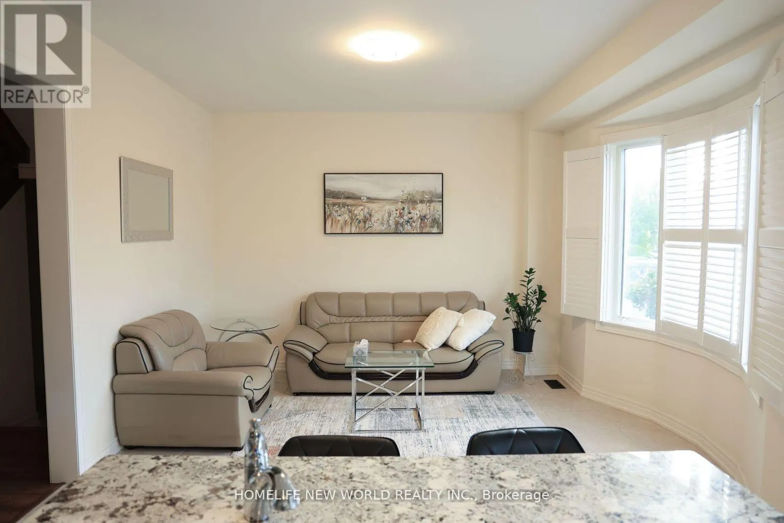 55 FREDERICK STAMM CRESCENT