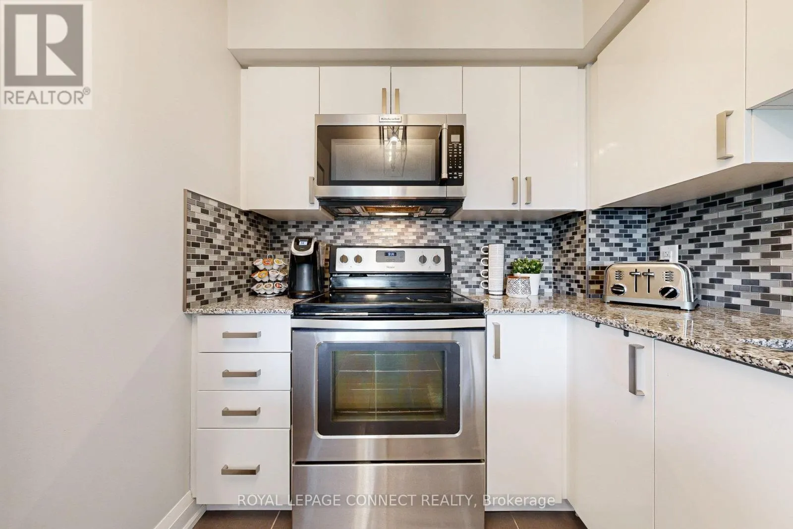 321 - 481 RUPERT AVENUE