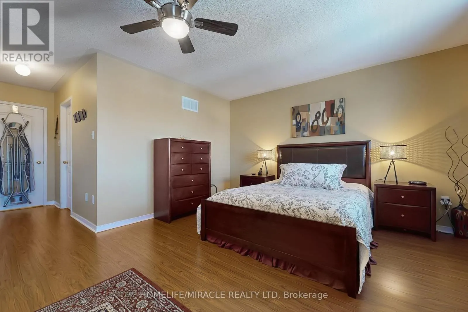39 EVARIDGE DRIVE