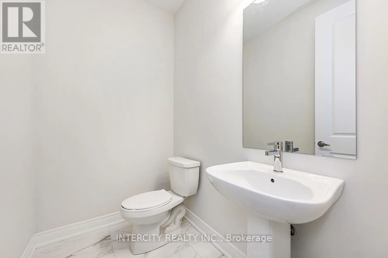 43 BOSTOCK DRIVE