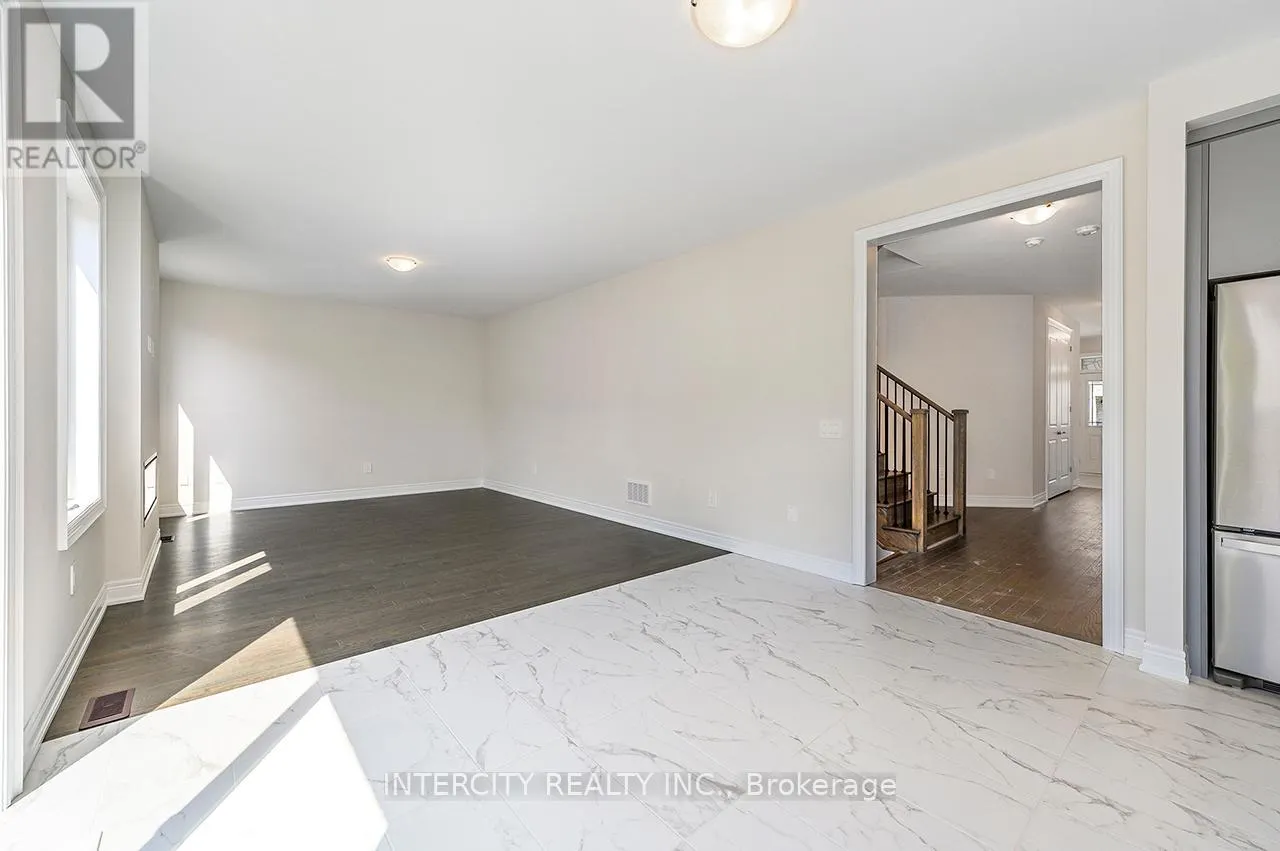 43 BOSTOCK DRIVE