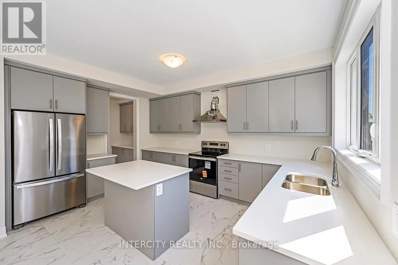 43 BOSTOCK DRIVE