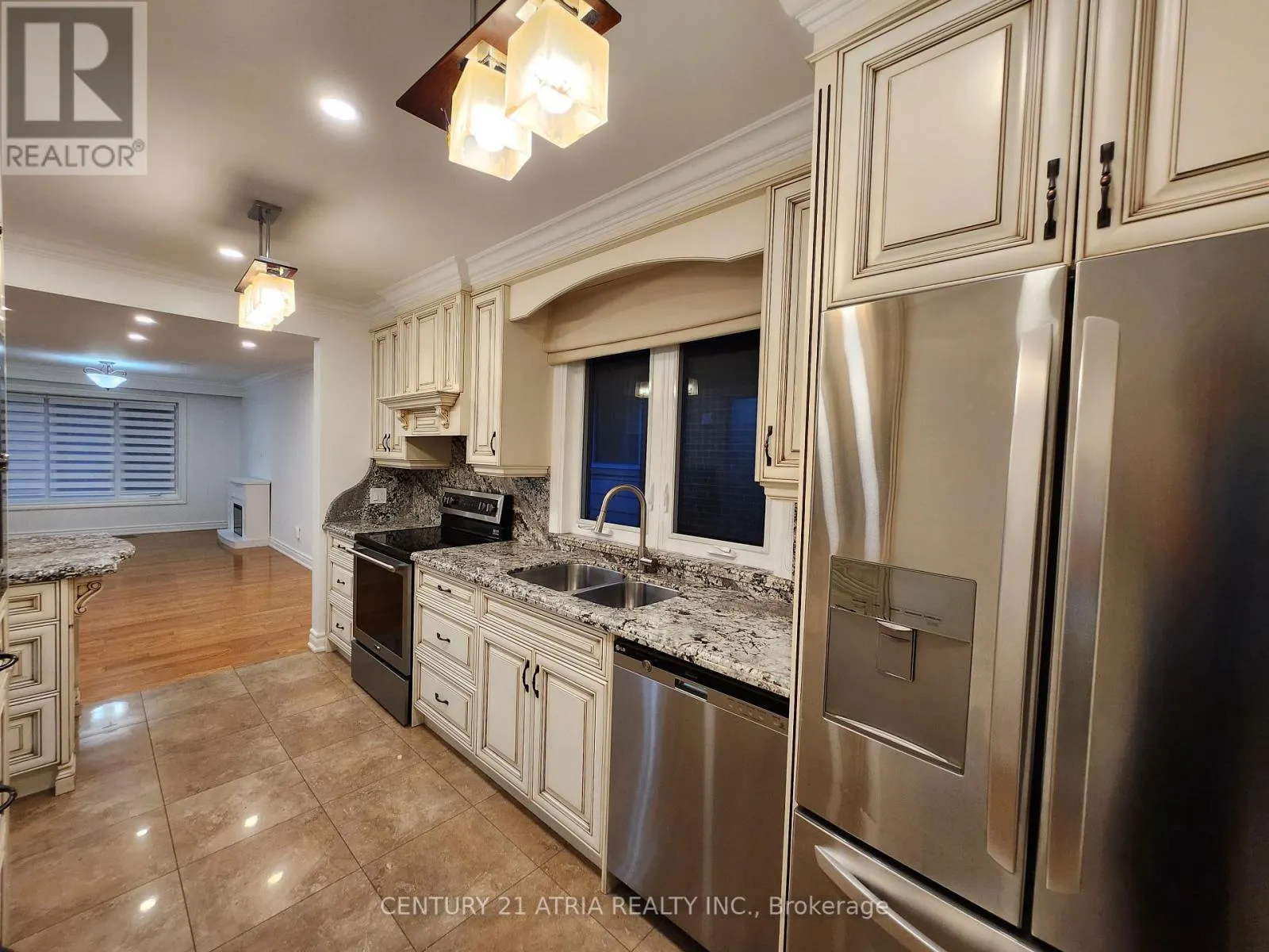 243 HARRYGAN CRESCENT