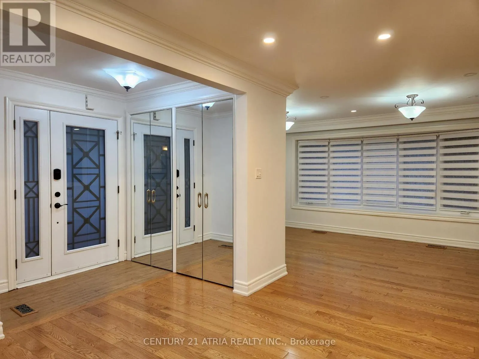 243 HARRYGAN CRESCENT