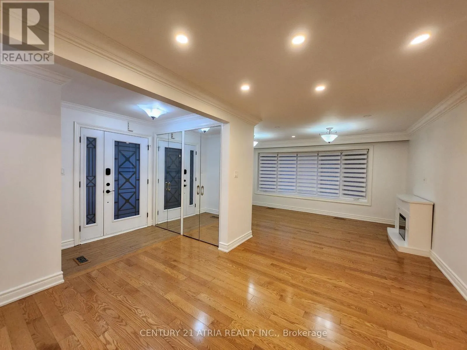 243 HARRYGAN CRESCENT