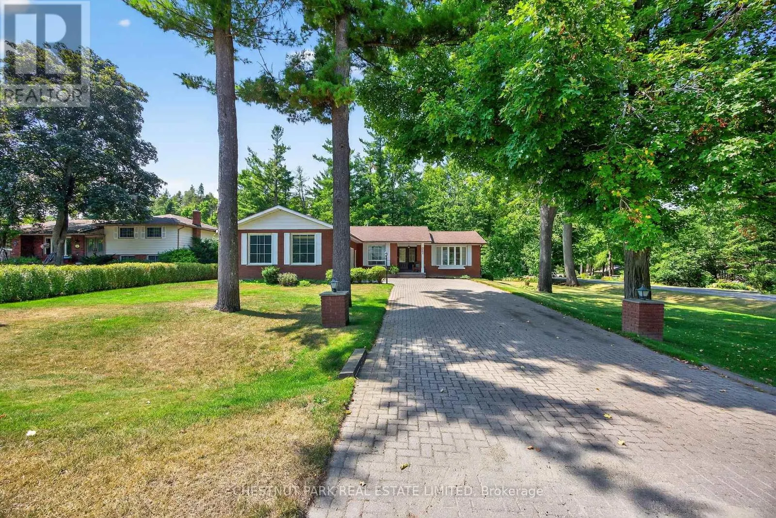 3782 WHITECAP DRIVE