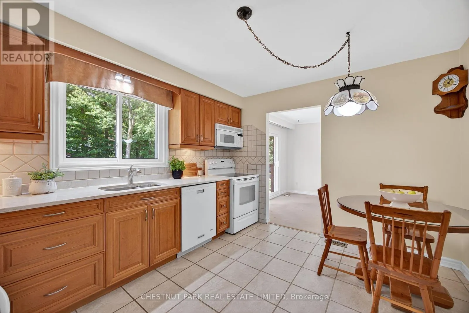 3782 WHITECAP DRIVE