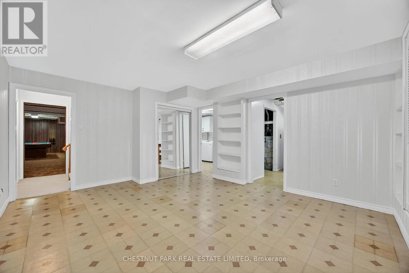 3782 WHITECAP DRIVE