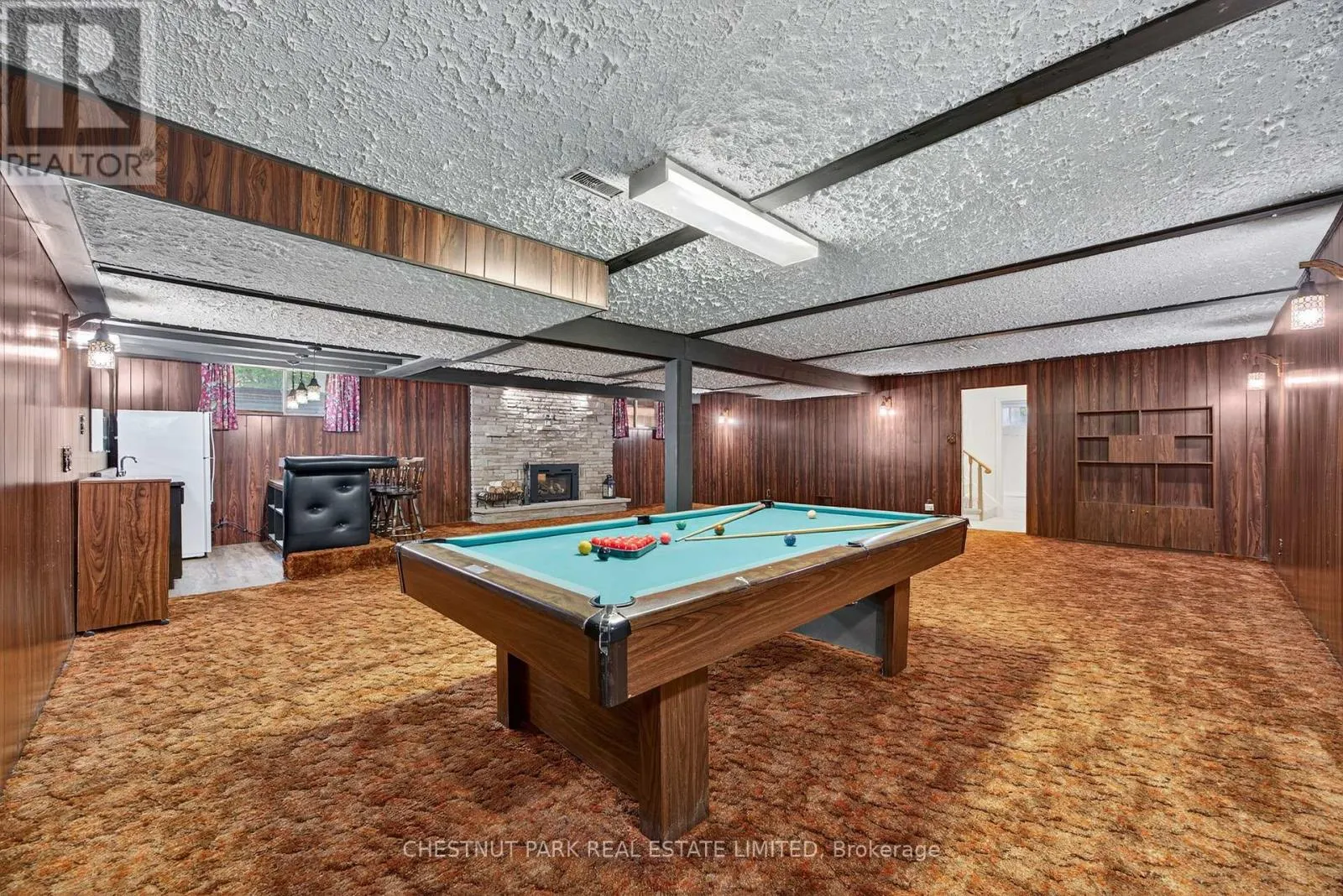 3782 WHITECAP DRIVE