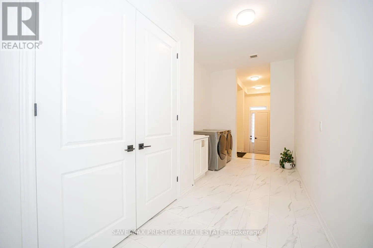 41 ORCHID CRESCENT