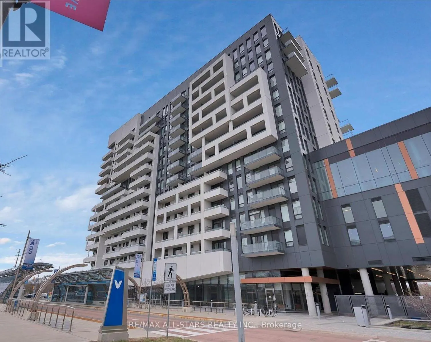 622 - 10 ROUGE VALLEY DRIVE W
