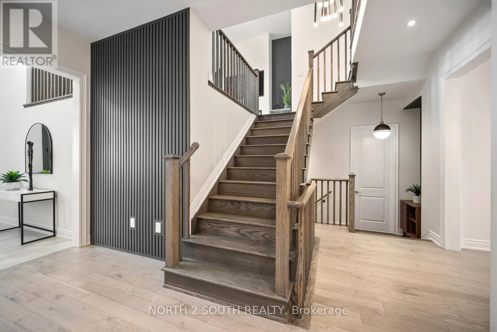25 PINE HEIGHTS DRIVE