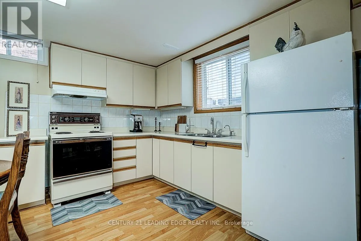 7 BROGAN COURT