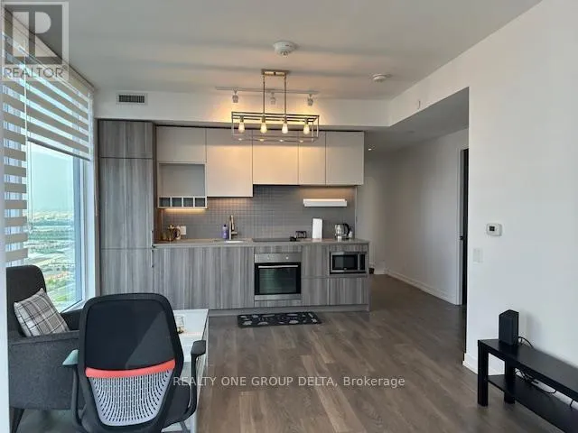 4002 - 898 PORTAGE PARKWAY