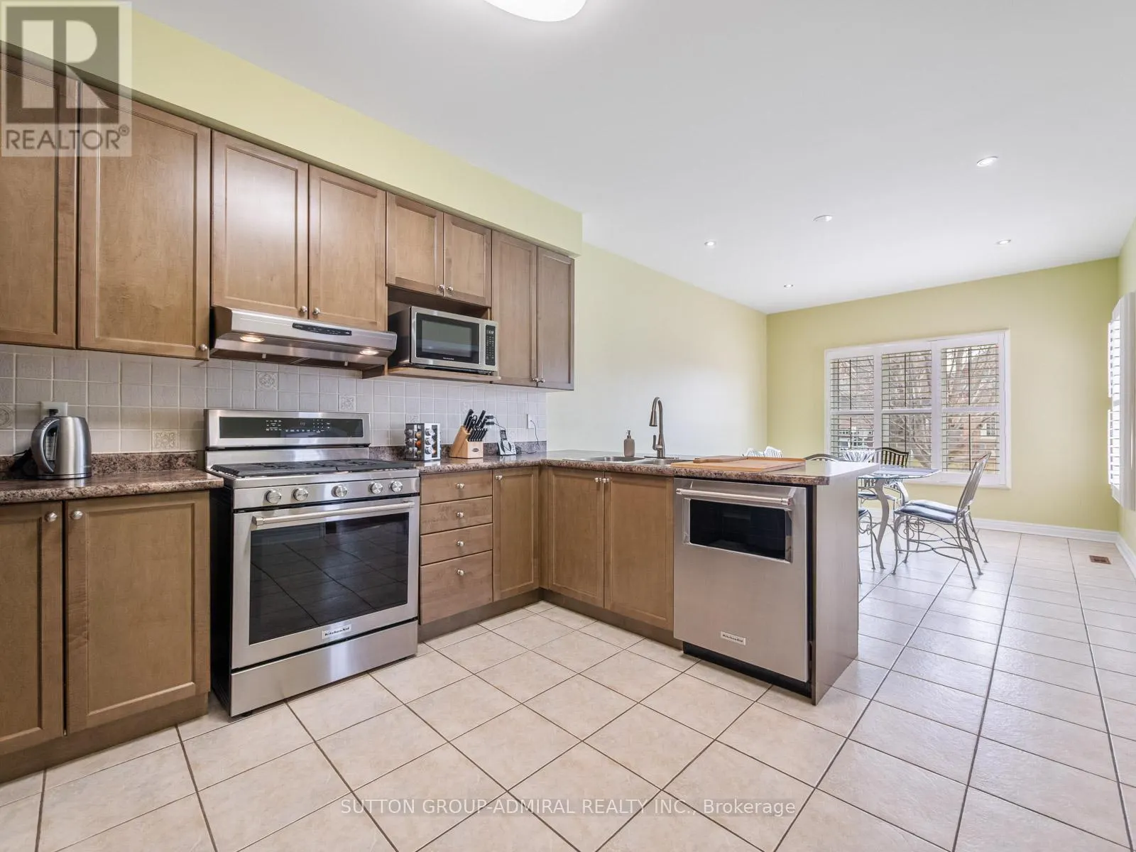 450 PLEASANT RIDGE AVENUE