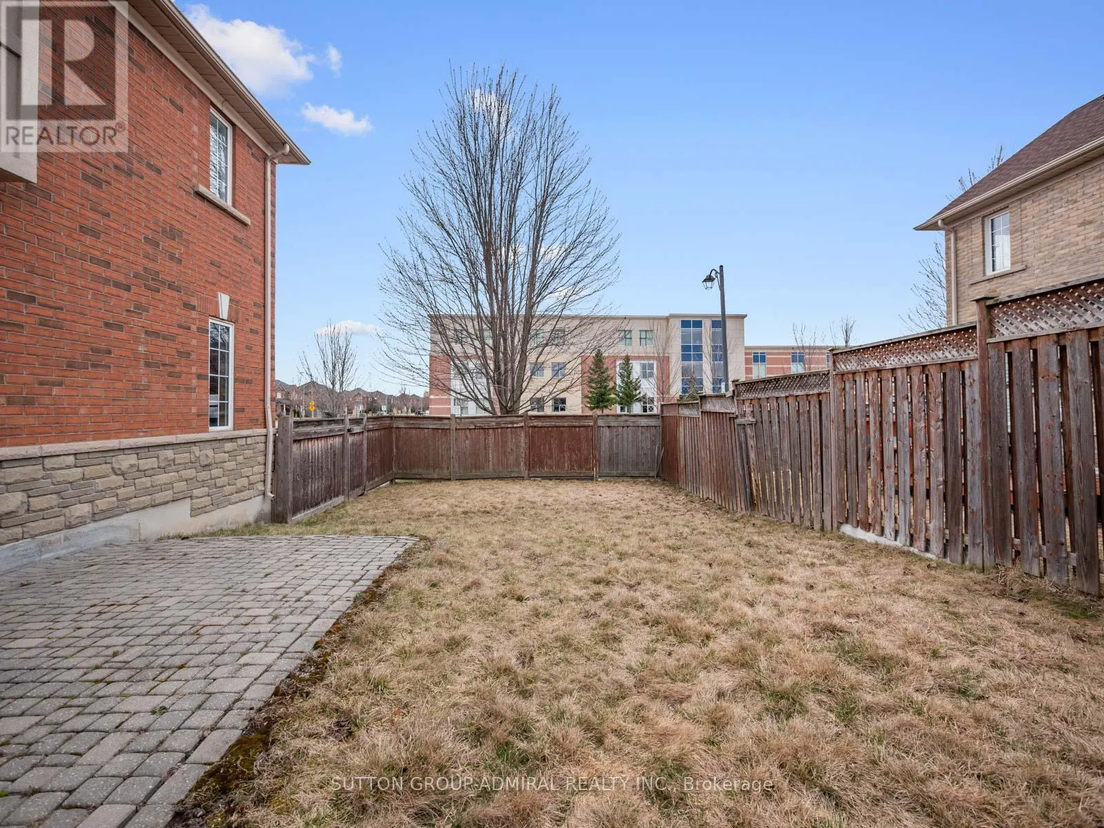 450 PLEASANT RIDGE AVENUE