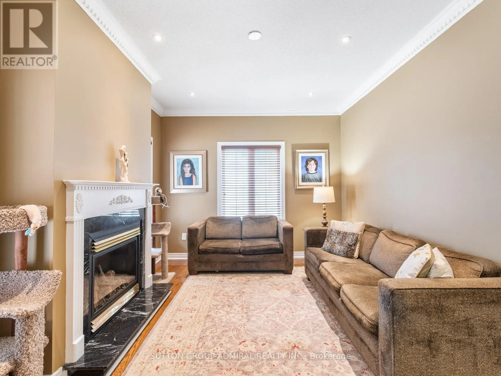 450 PLEASANT RIDGE AVENUE