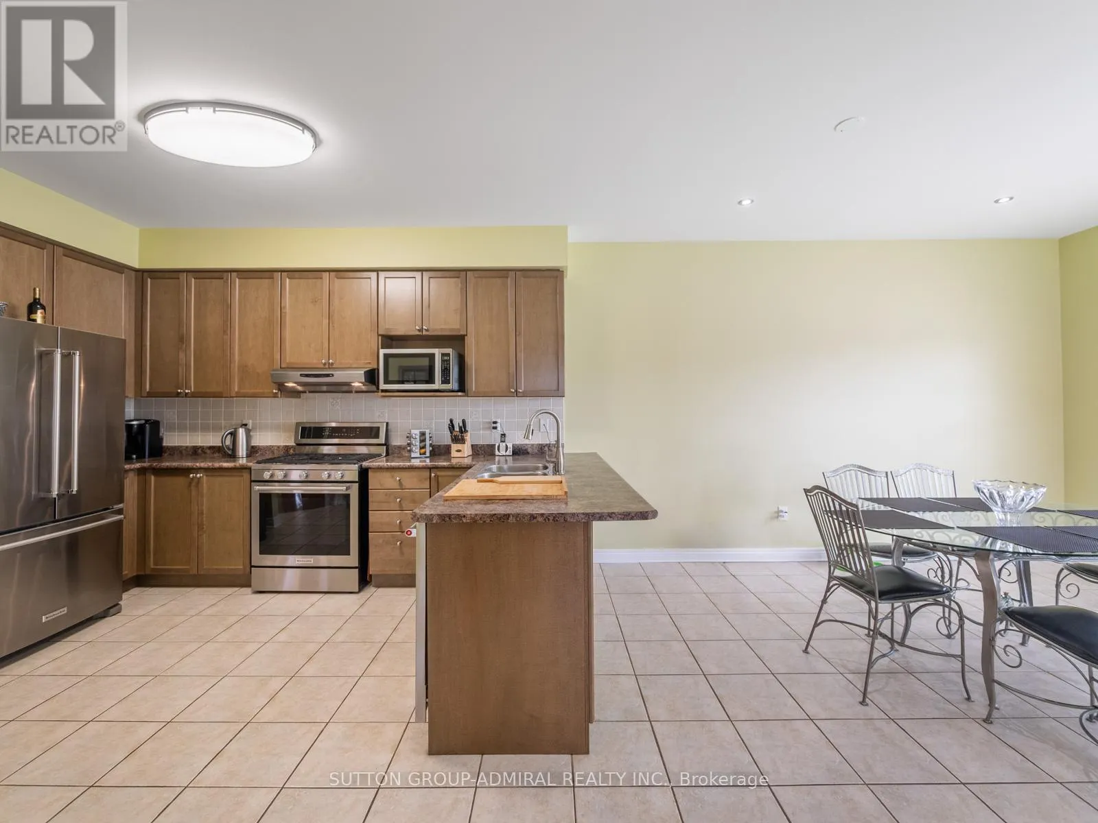 450 PLEASANT RIDGE AVENUE