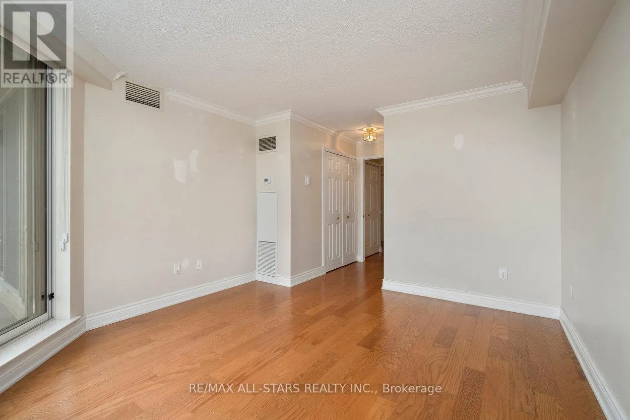 404 - 610 BULLOCK DRIVE
