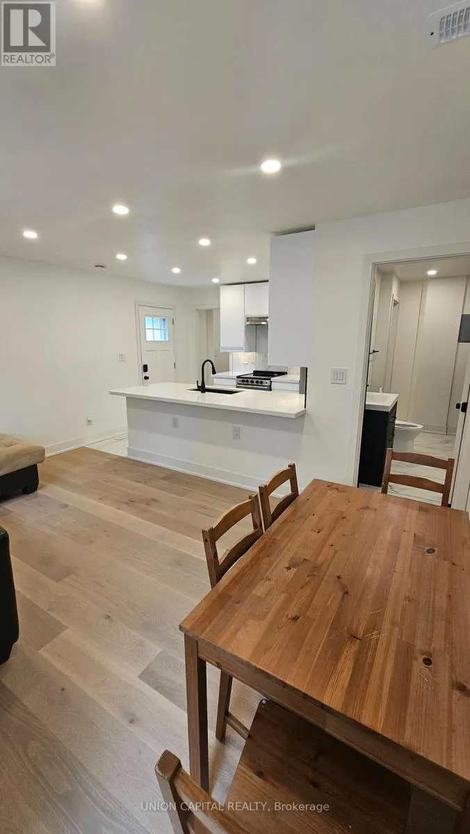 UNIT 1 - 2343 MOUNT ALBERT ROAD