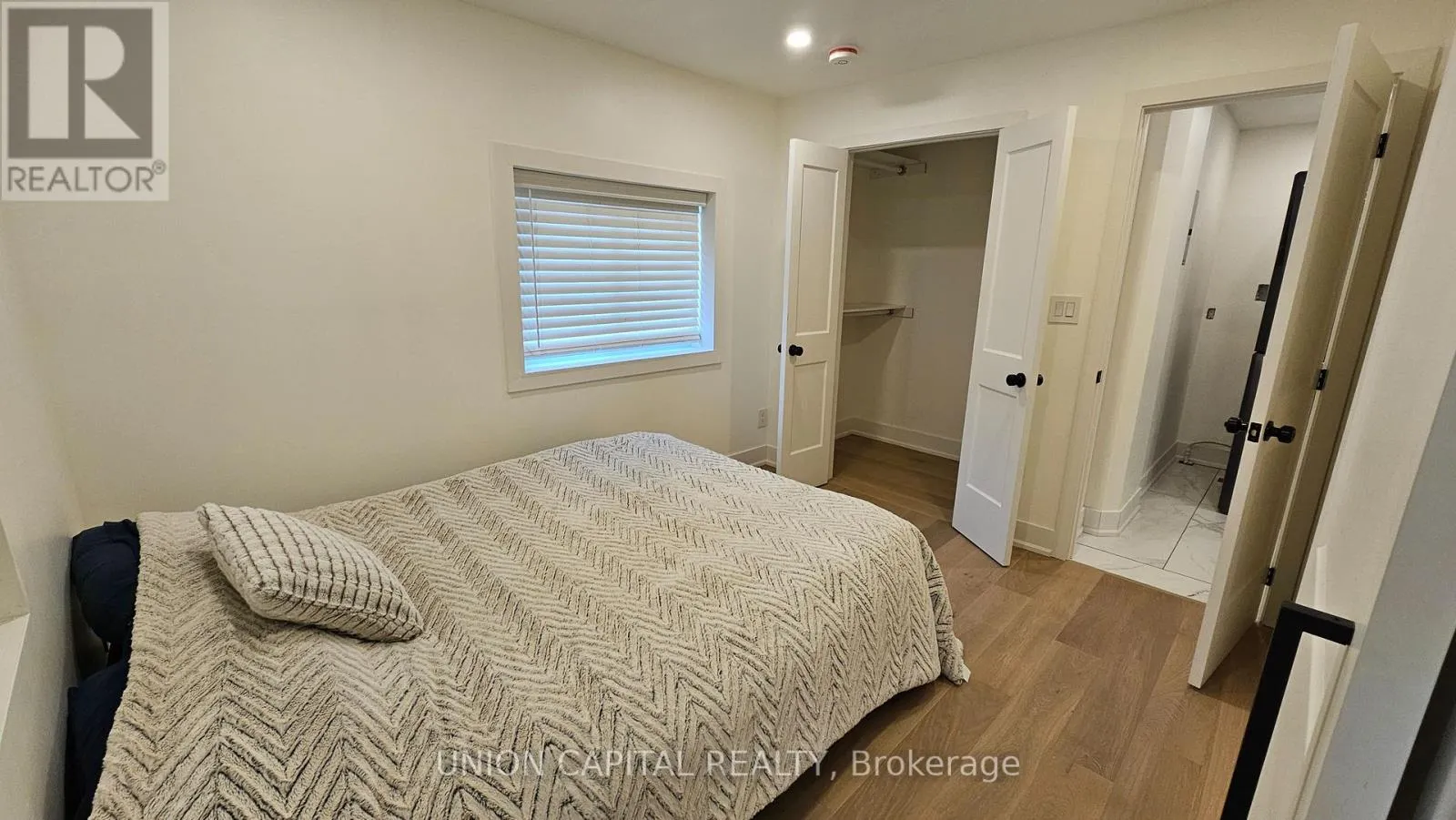UNIT 1 - 2343 MOUNT ALBERT ROAD