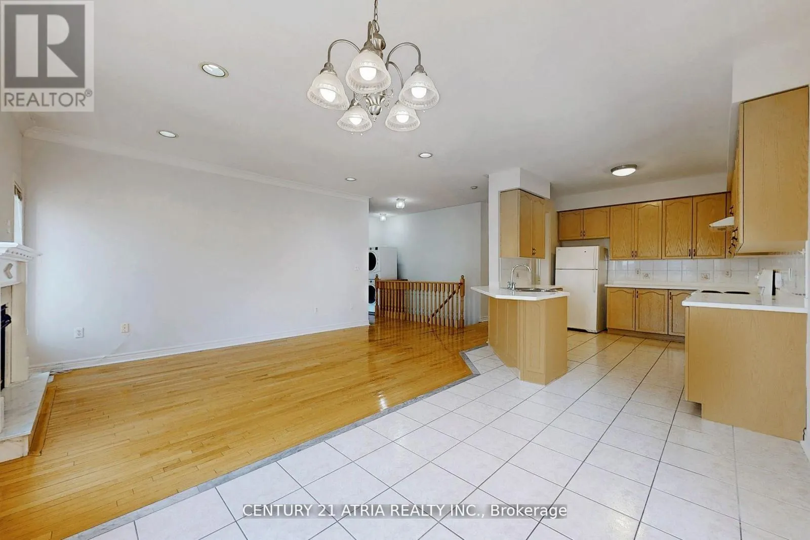 25 PALISADE CRESCENT