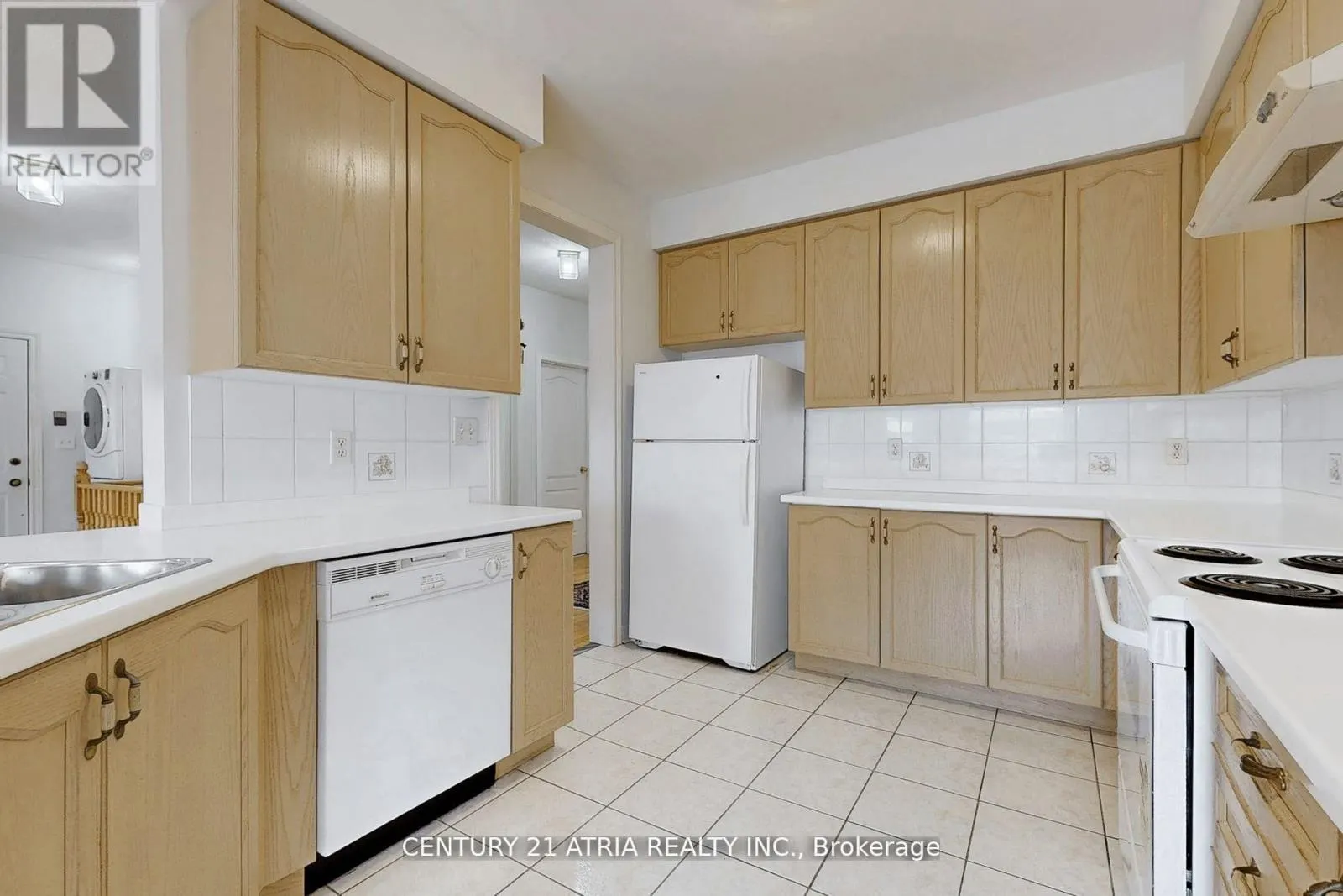25 PALISADE CRESCENT