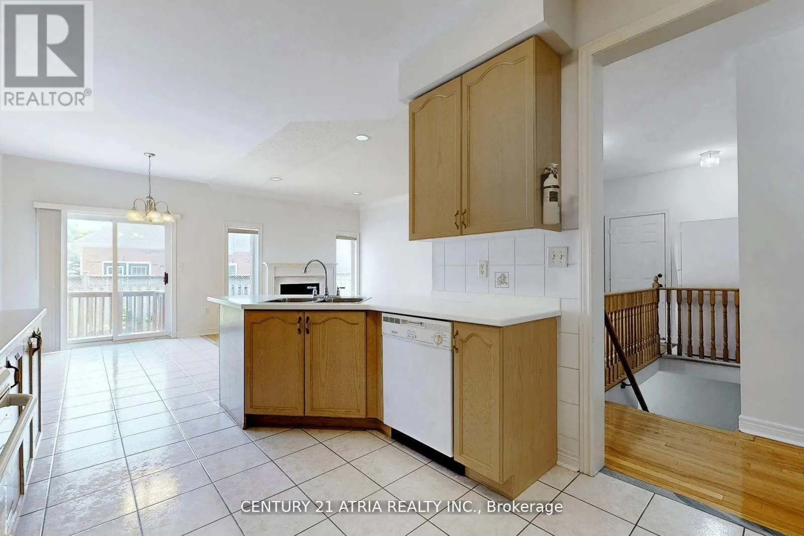 25 PALISADE CRESCENT