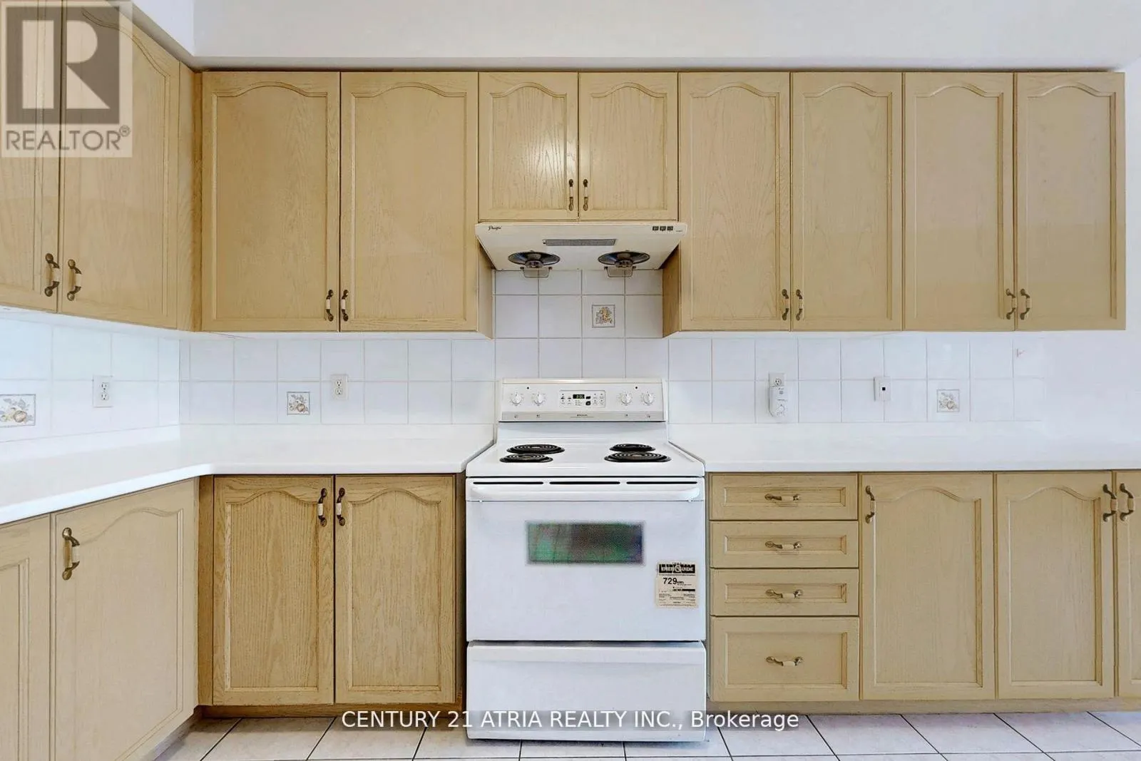 25 PALISADE CRESCENT